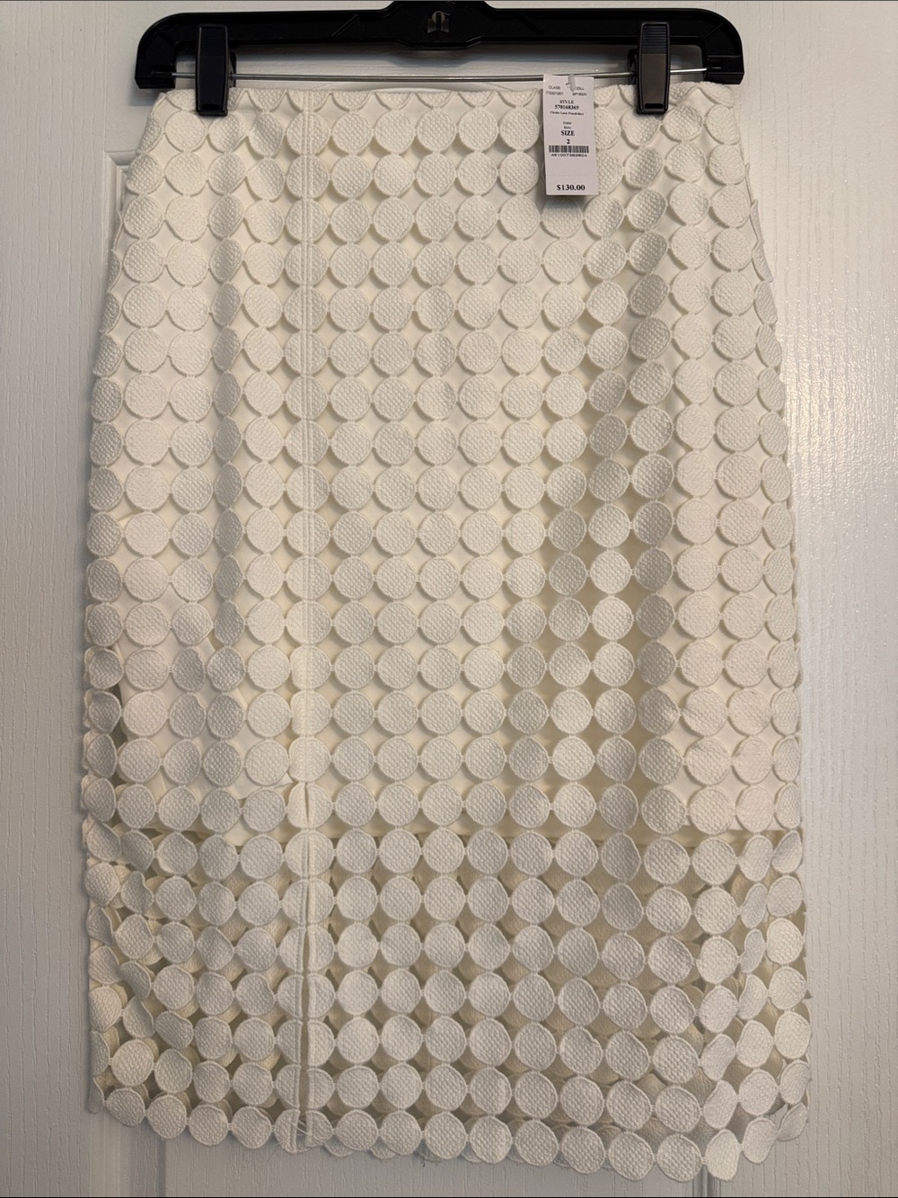 White House Black Market White Circle Applique  Skirt